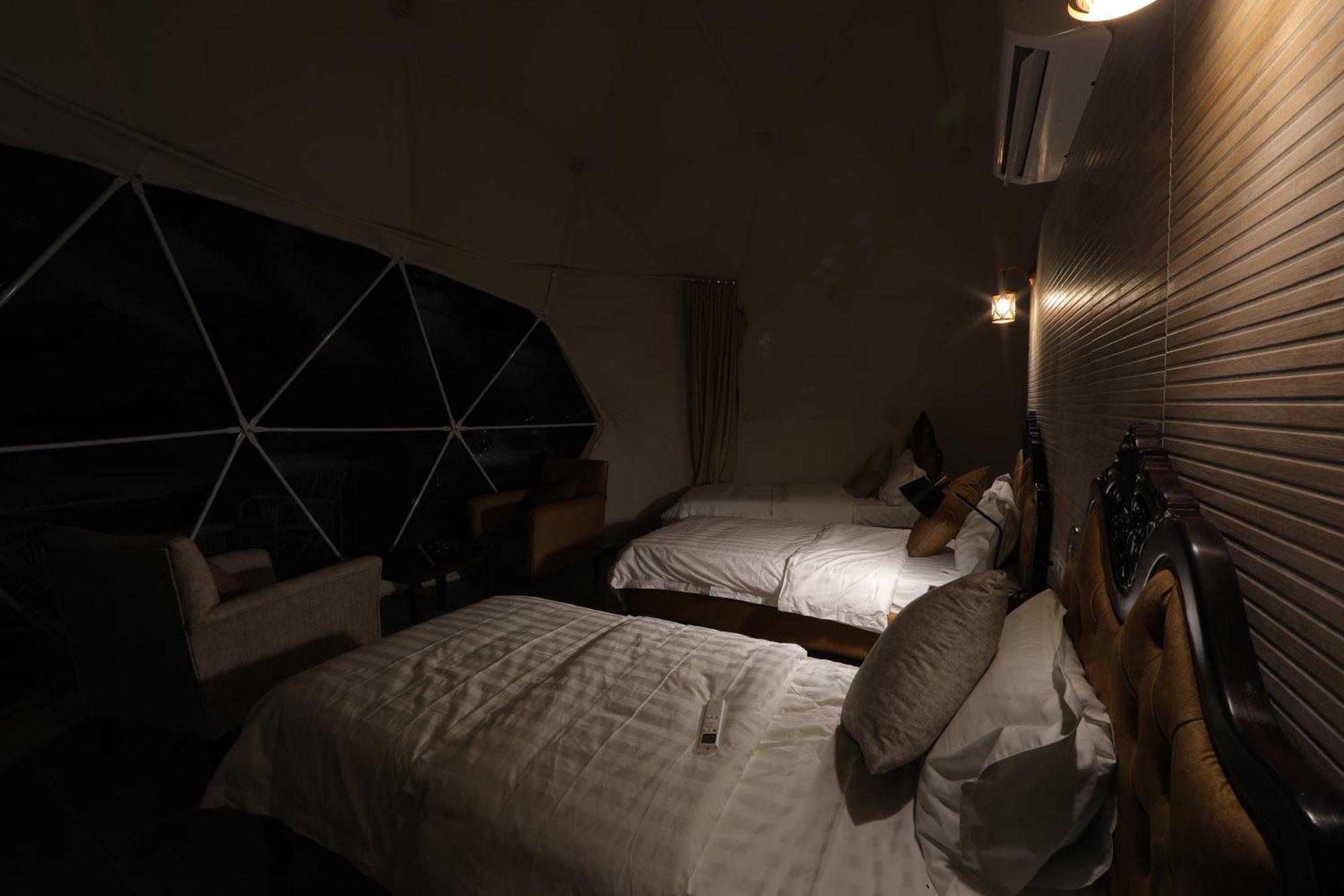 Panorama Wadi Rum Room photo